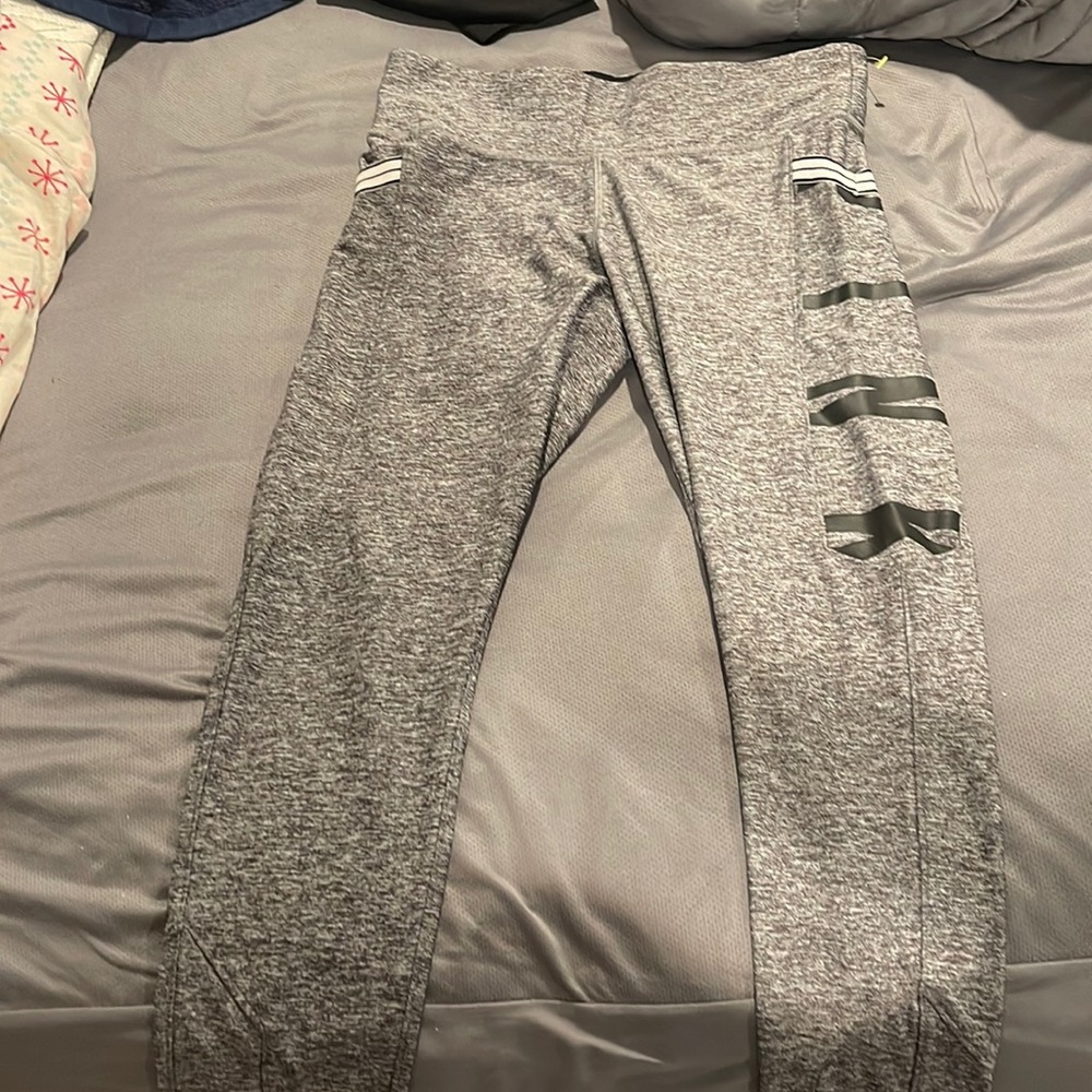 VS PINK WORKOUT LEGGINGS